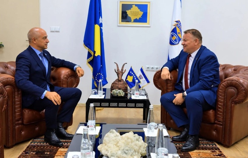 Bashkëpunimi dhe siguria në fokus: Drejtori i Policisë së Kosovës pret në takim shefin e EULEX-it