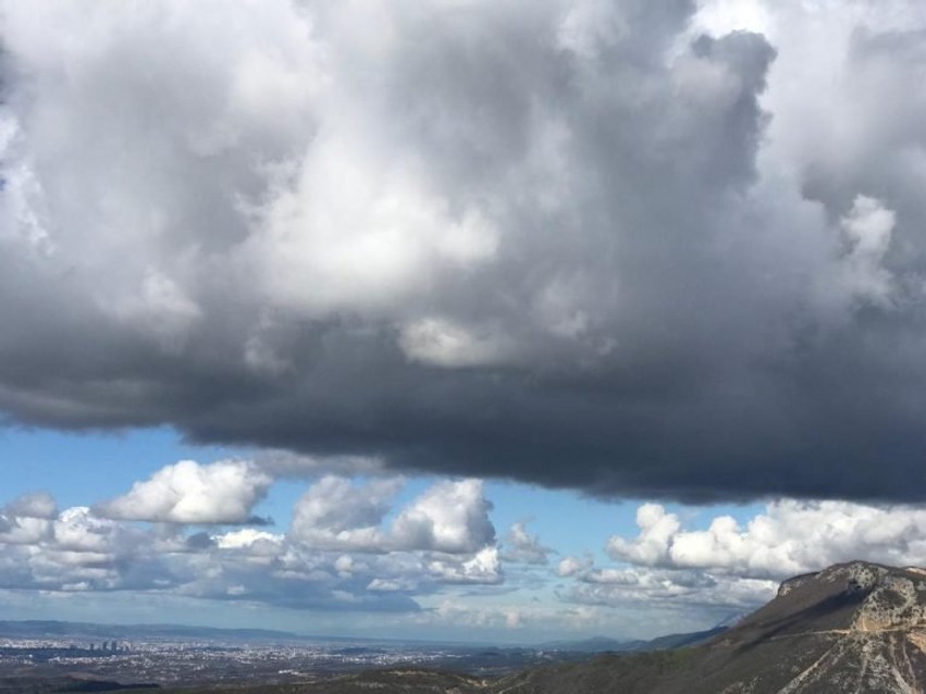Parashikimi i motit për të enjten: Temperaturat shkojnë deri në 25 gradë Celsius