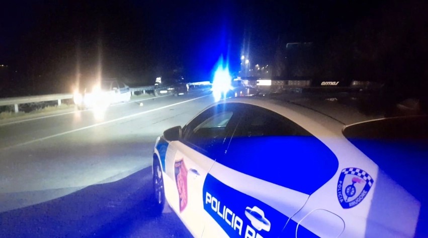 Tragjedi në rrugë: 18-vjeçari përplaset nga makina në Bulgarec, gjendje kritike për jetën