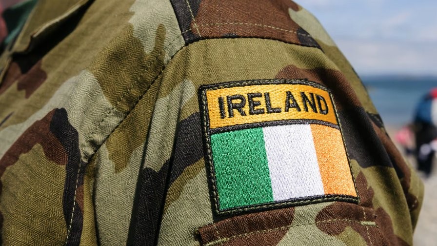Dublin-i planifikon zgjerimin e pranisë ushtarake në Ballkan, në fokus Kosova dhe Bosnja