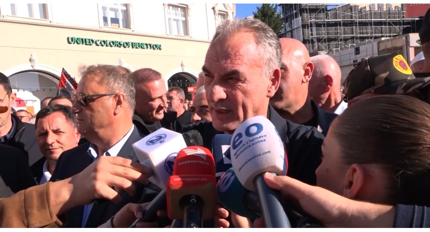 Limaj nga protesta “Jo në emrin tim”: Nevojitet konsensus i gjerë dhe ndryshim urgjent i ligjit të Speciales