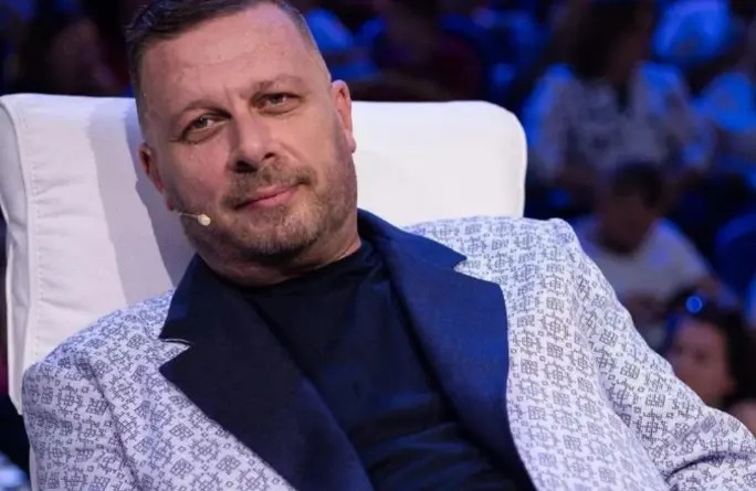 Skandali me videot intime, Policia e Tiranës thërret në pyetje kompozitorin Adrian Hila: Jam i tronditur, më kanë hakuar