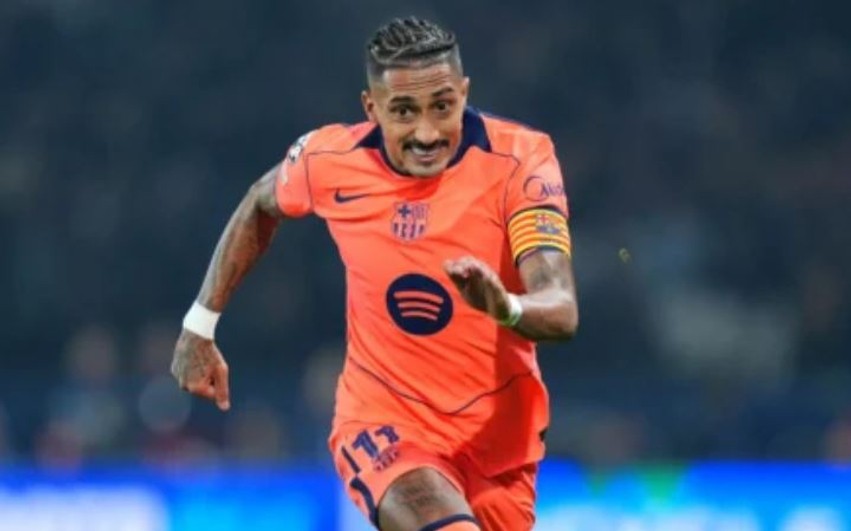 Pas disfatës nga PSG-ja, Raphinha qetëson Barcelonën: Nuk ka vend për panik para El Clasicos