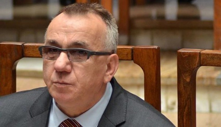 Debati për Specialen: Publicisti Bukuroca i kërkon llogari ish-kryetarit të Kushtetueses, Enver Hasani