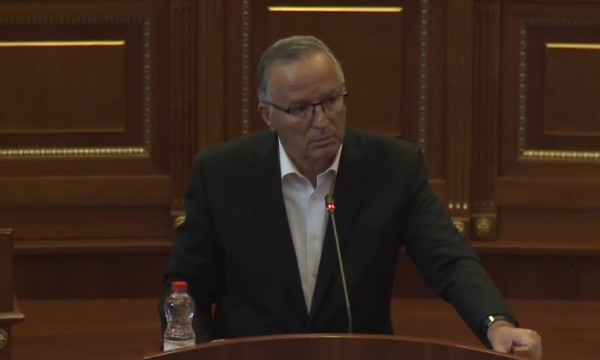 Bedri Hamza nga Kuvendi: Sakrifica për lirinë e Kosovës nuk mund të bëhet objekt dënimi