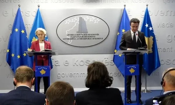 Kurti habit në Bruksel: Citojnë Gjykatën Speciale para Ursula von der Leyen për luftën e UÇK-së