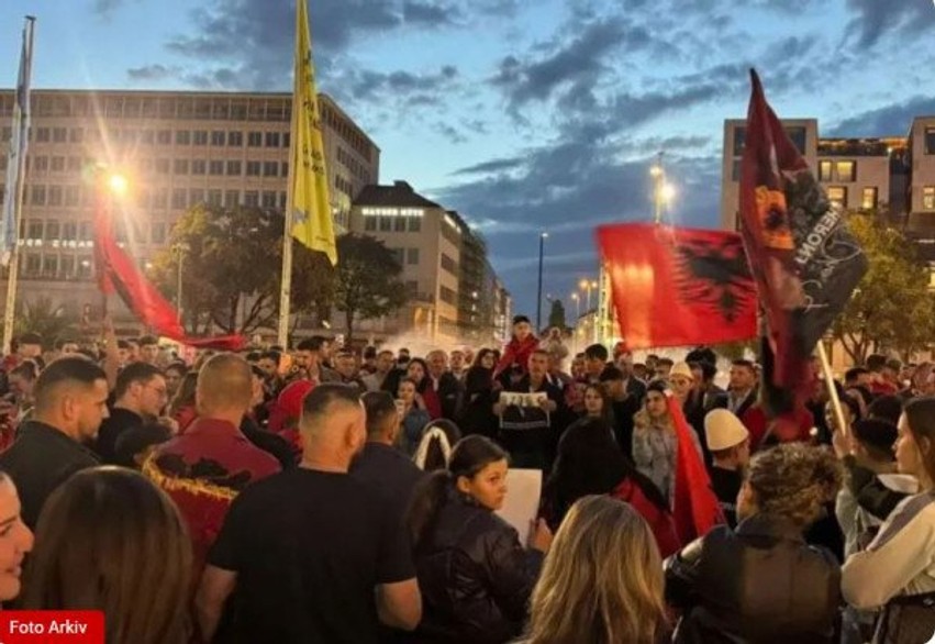 Tubim masiv në Berlin: Të dielën protesta “Jo në emrin tim” kundër vendimit të Hagës për ish-krerët e UÇK-së