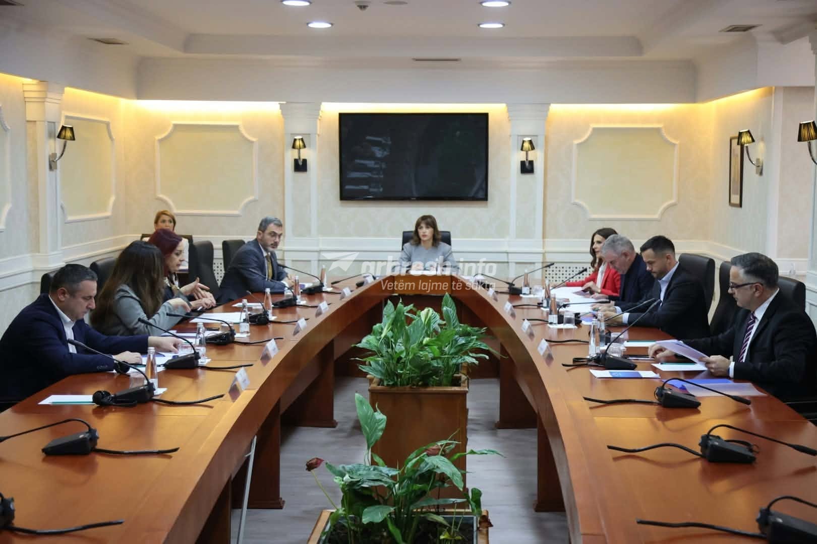 Kryesia e Kuvendit nis mbledhjen, pritet caktimi i seancës dhe shqyrtimi i buxhetit për vitin 2026