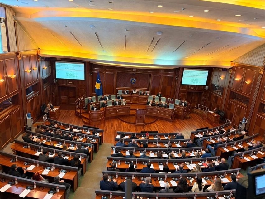 Pasojat e ndryshimeve në Ligjin për Specialen, politologu analizon marrëveshjen politike dhe fituesit e 6 tetorit
