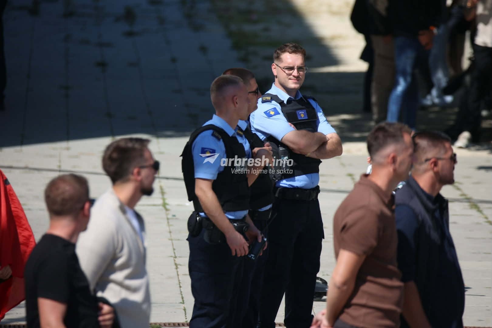 Incident në kryeqytet: Flakët përfshijnë një lokal në rrugën “Ukshin Hoti”