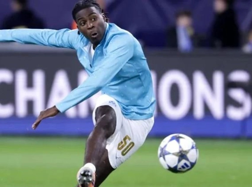 Betejë italiane për talentin francez: Juventus, Milan dhe Roma vënë syrin te Darryl Bakola