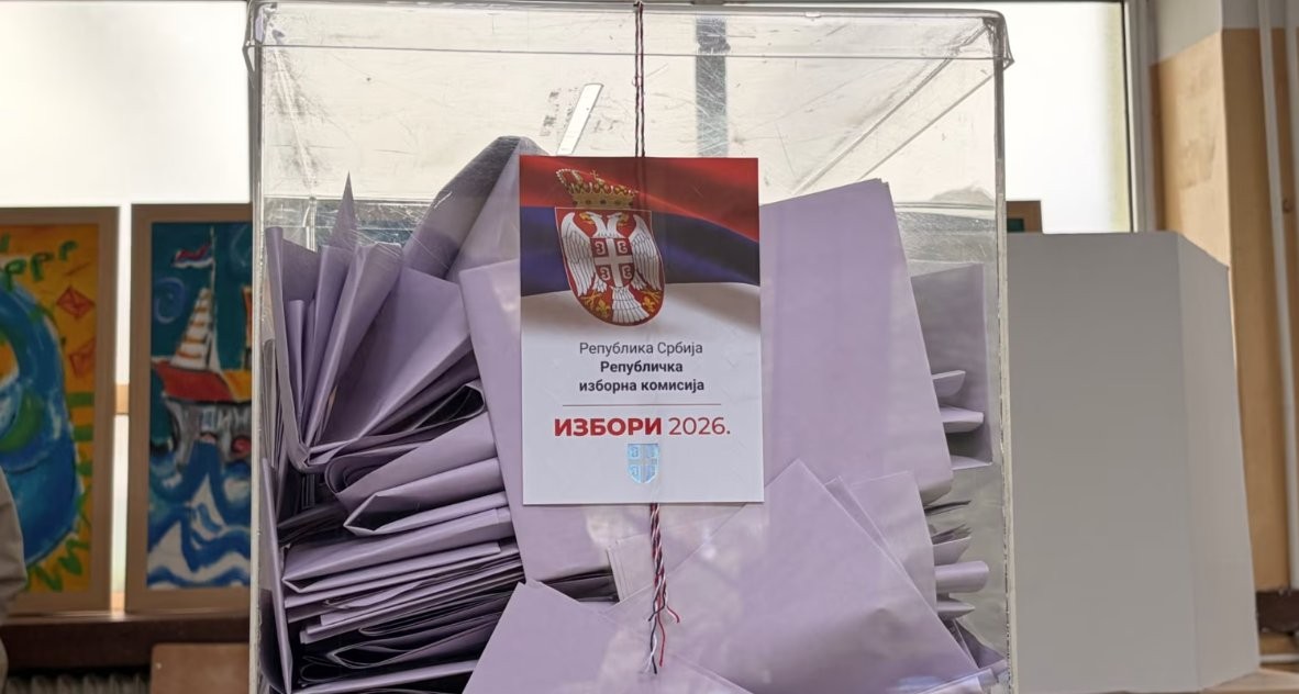 Mbyllet procesi zgjedhor në Serbi, shifra e pjesëmarrjes shënon rekord historik