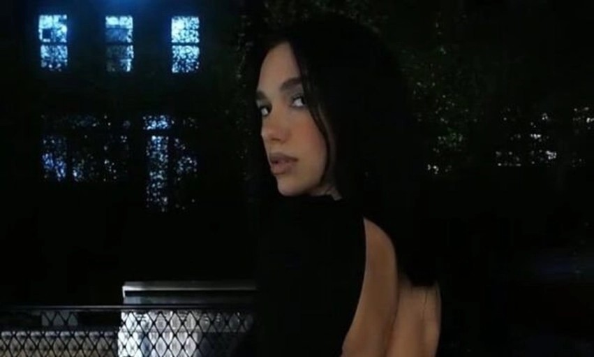 Dua Lipa ndan momente intime nga jeta bashkëshortore dhe shkëlqen në New York