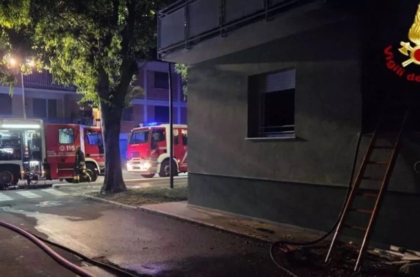Tragjedi në Itali: Flakët përfshijnë pallatin, humbin jetën dy persona dhe plagosen 13 të tjerë