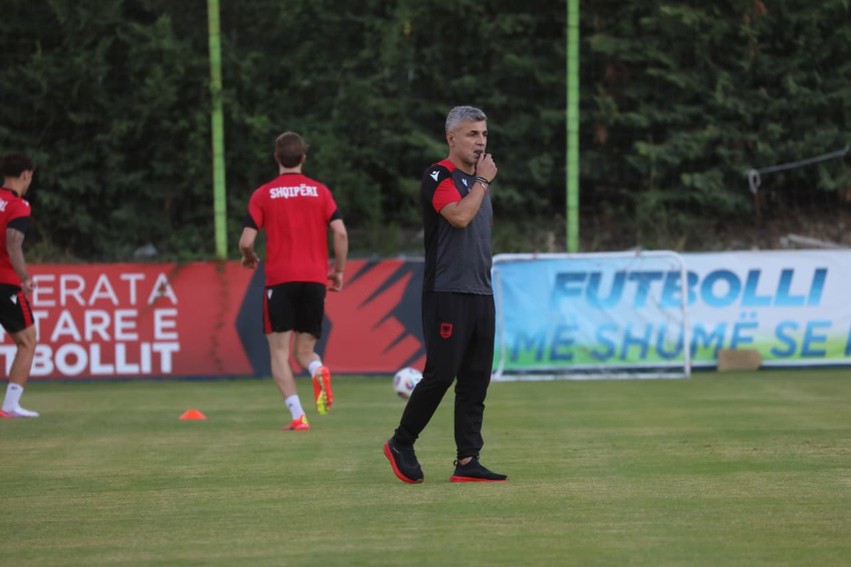 Kombëtarja U-21 starton përgatitjet në kryeqytet, publikohet ndryshimi i detyruar në listë