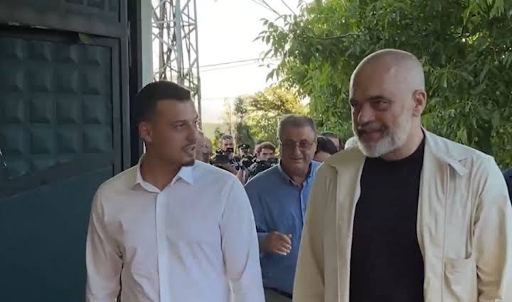 Fjalimi i bujshëm i Edi Ramës në New York: Joe Biden tradhtoi Hashim Thaçin