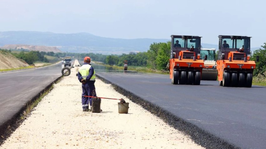 Nis zyrtarisht ndërtimi i autostradës Bukojçan – Kërçovë, aksit të rëndësishëm të Korridorit 8