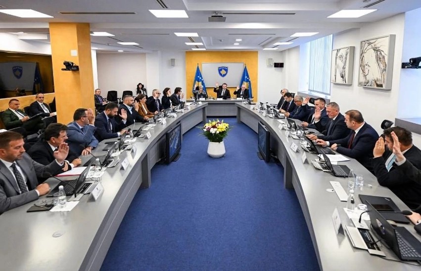 Hapi i ri i ekzekutivit: Qeveria jep qëndrimin për nismën ligjore mbi Dhomat e Specializuara