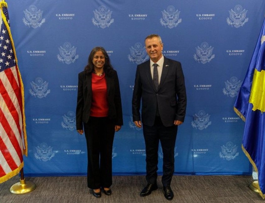 Bashkëpunim i ngushtë SHBA-Kosovë: Anu Prattipati pret në takim Blerim Isufajn