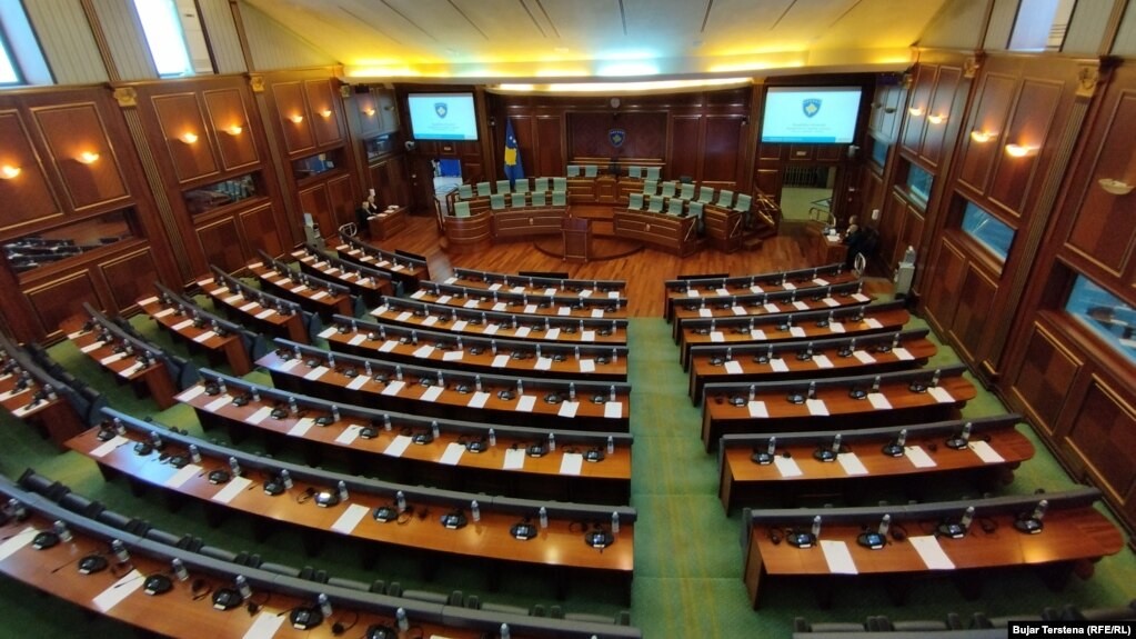Seancë e jashtëzakonshme nesër në Kuvend, në fokus ndryshimet e Ligjit për Dhomat e Specializuara