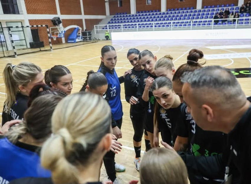 Drama në Superligën e Kosovës: Ferizaj lë fushën e lojës ndaj Samadrexhës