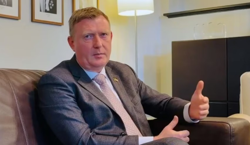 Ministri leton: Rreziku nuk vjen nga armët bërthamore, por nga sulmet hibride të Moskës
