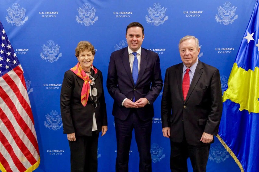 Abdixhiku pret senatorët amerikanë Shaheen dhe Durbin, kërkon rivitalizimin e Dialogut Strategjik me ShBA-në