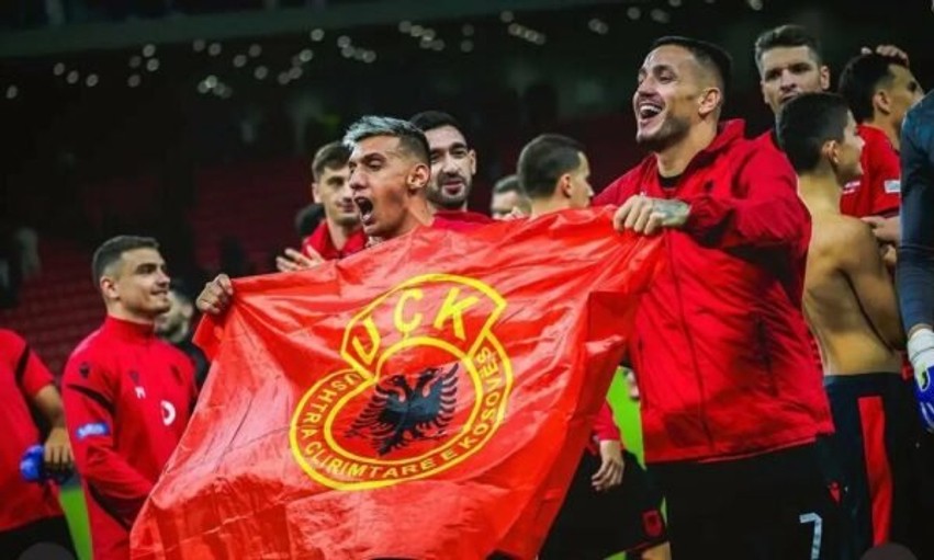 Kombëtarja e Shqipërisë shkëlqen ndaj Bjellorusisë: Festë me flamurin e UÇK-së në 'Air Albania'
