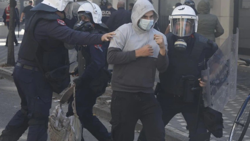 Tensionet para Ministrisë së Arsimit: Policia nis paralajmërimin e fortë dhe kujton dënimet deri në 7 vite burg