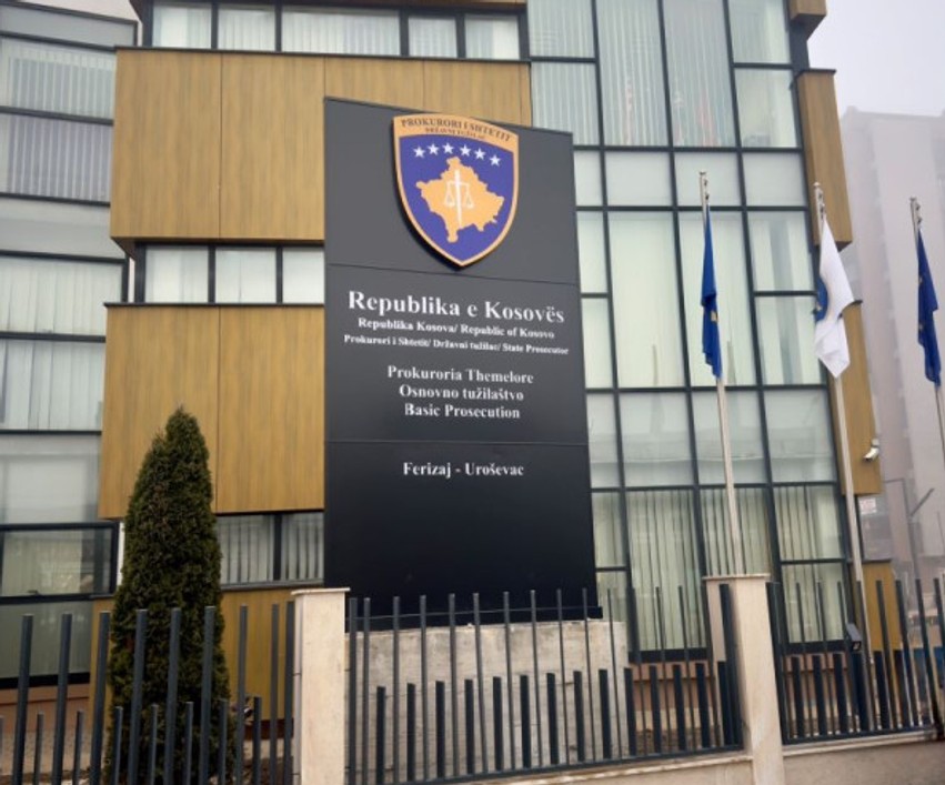 Aksioni antidrogë në Ferizaj: Prokuroria kërkon paraburgim për dy persona pas sekuestrimit të mbi një kilogrami marihuanë në Bibaj