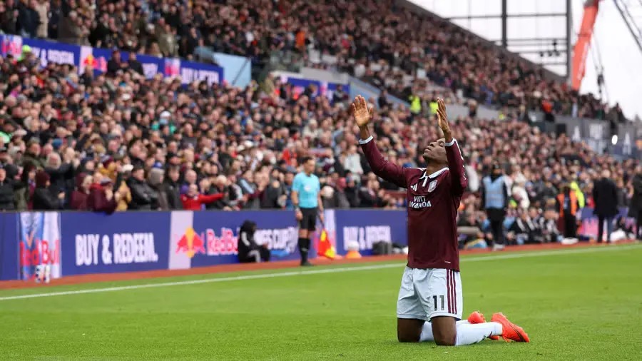 Fitore historike e Tottenhamit në “Stamford Bridge”, mposht Chelsean pas një agonie shumëvjeçare