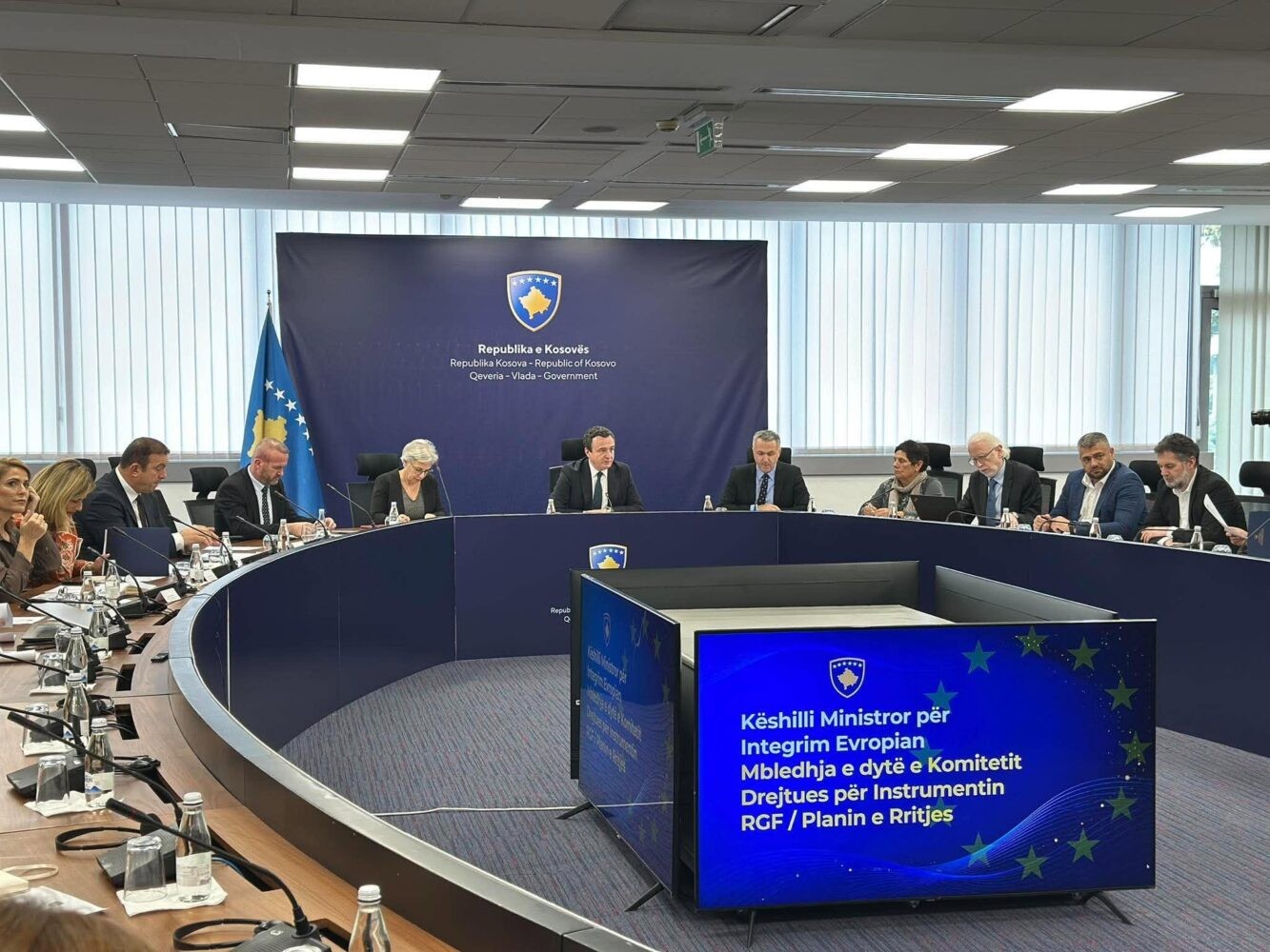 Kurti paralajmëron zgjedhje të jahta nëse dështon zgjedhja e presidentit