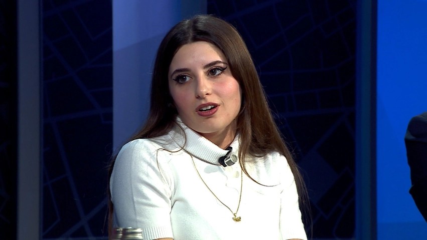 Protestat në vend/ Studentja: Laboratorët mungojnë, pedagogët korruptohen dhe tarifat janë të larta
