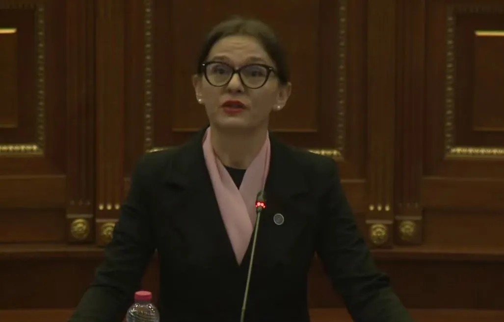 Tragjedia në Istog, deputetja e PDK-së i kërkon Kurtit shkarkimin e dy ministrave