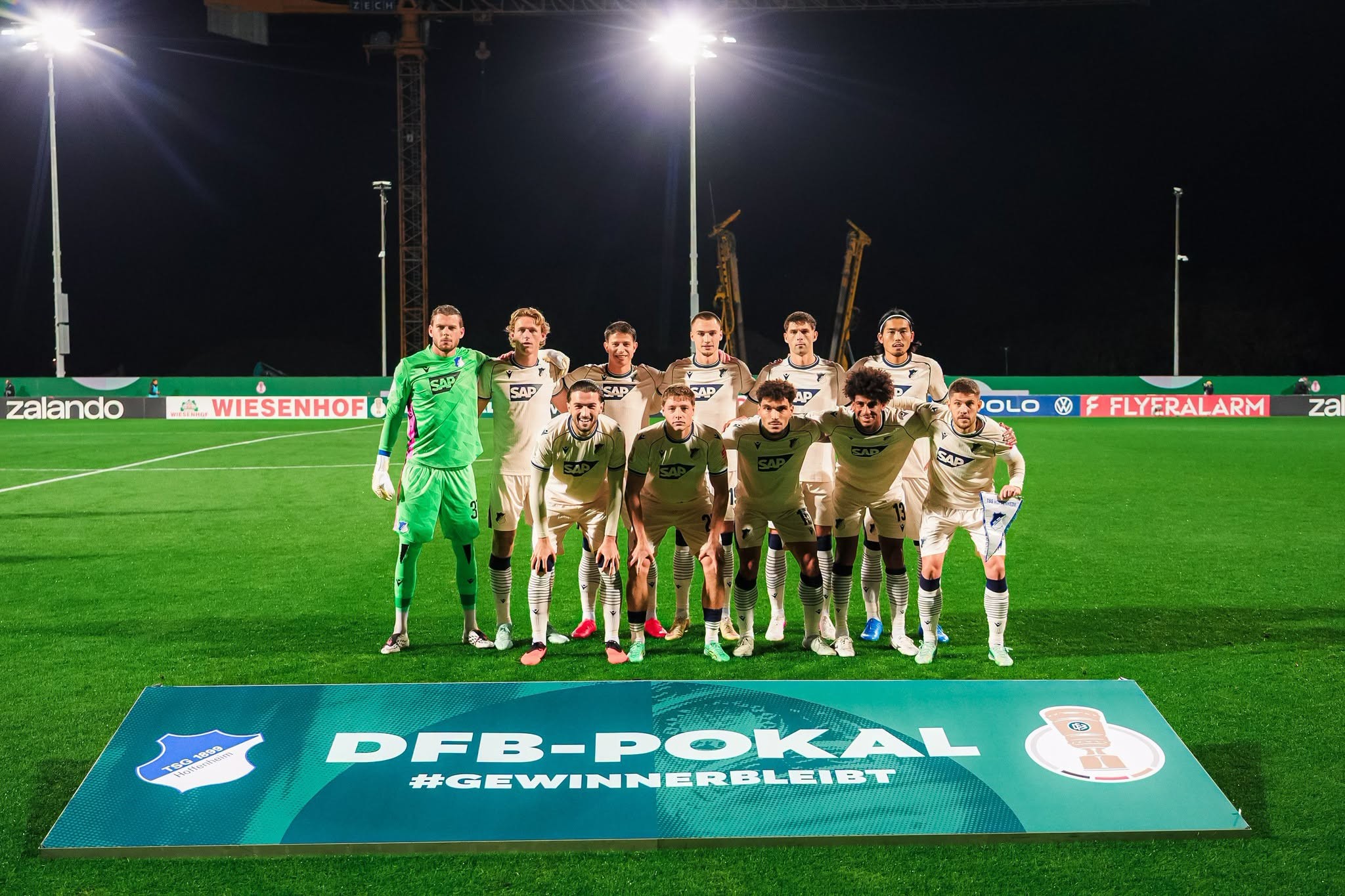 Dramë në Kupën e Gjermanisë: Holstein Kiel eliminon Hoffenheimin, dështimi nga penalltitë i kushton Avdullahut