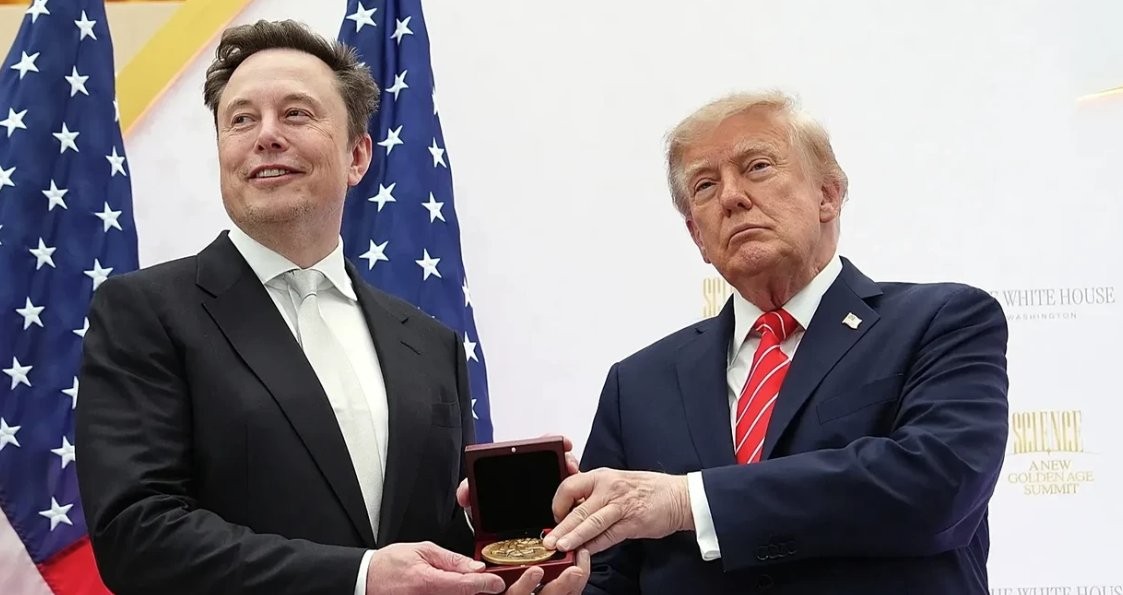 Vlerësimi historik: Trump kurorëzon Elon Musk me çmimin më të lartë shkencore në SHBA