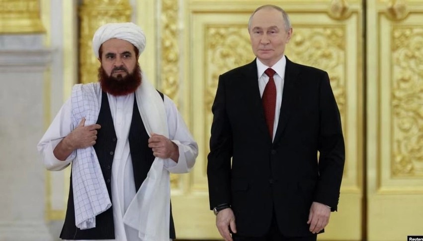 Afrimi mes Moskës dhe Kabulin: Çfarë fshihet pas pazarit strategjik mes Rusisë dhe talibanëve?