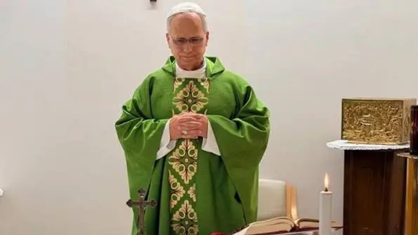 Biseda telefonike: Papa Leo i bën thirrje Zelenskyt për koordinim me Rusinë rreth ndihmave humanitare në Oleshky