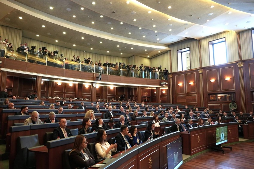 Aktorët politikë në shënjestër: Si po manipulohet çështja e Speciales për interesa klanore
