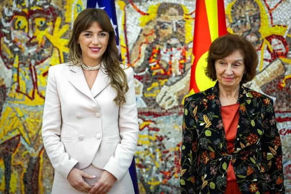Bashkëpunimi rajonal dhe marrëdhëniet bilaterale në fokus të takimit mes kryeparlamentares dhe presidentes Siljanovska-Davkova