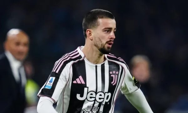 “Talent i rrallë, duhet trajtim ndryshe” – Legjenda e Juventusit thur eloge për Edon Zhegrovën