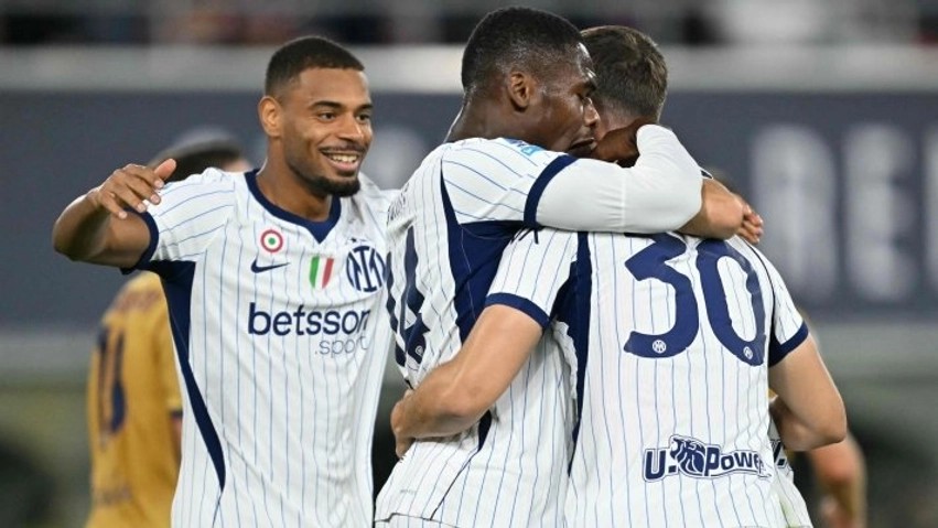 Formë e shkëlqyer e Interit: Përmbysje spektakolare në fushën e Bolognës dhe kreu i Serie A