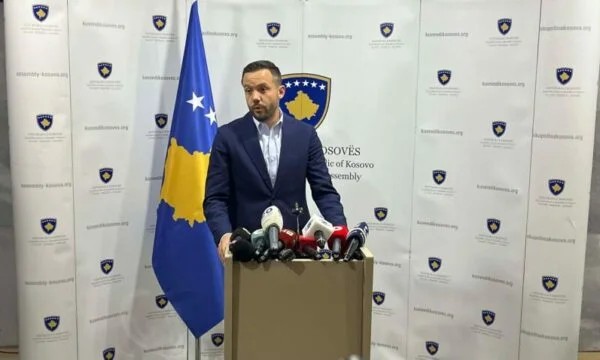Reagimi ndaj Dhomave të Specializuara, Tahiri: Të hënën Kuvendi miraton deklaratën e përbashkët