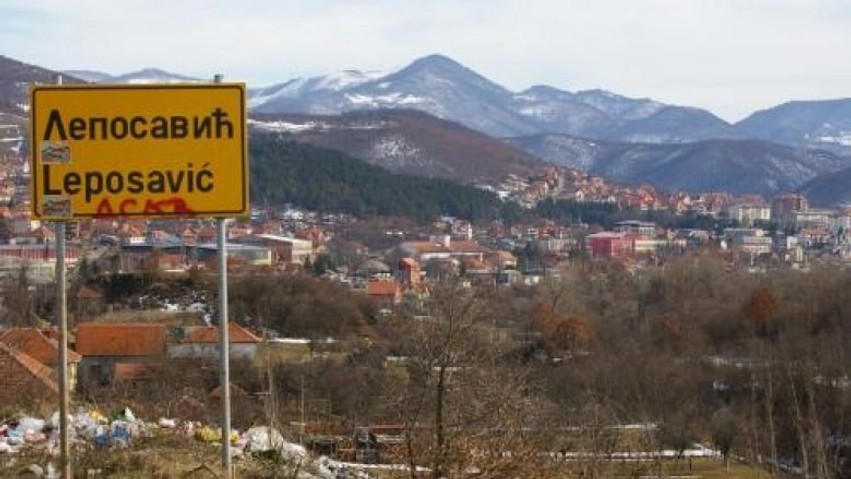 Alarm i rremë për mjet shpërthyes në një shkollë në Leposaviq, nis hetimet policia