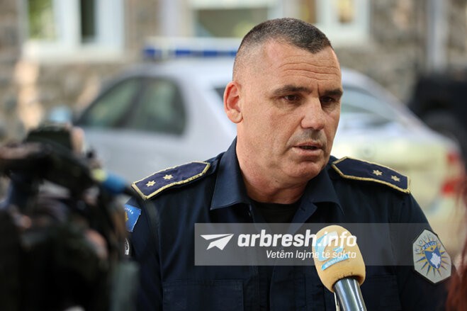 Veton Elshani: Fushatave politike të Serbisë në veri iu vihet fre, problemet t’i mbajnë atje