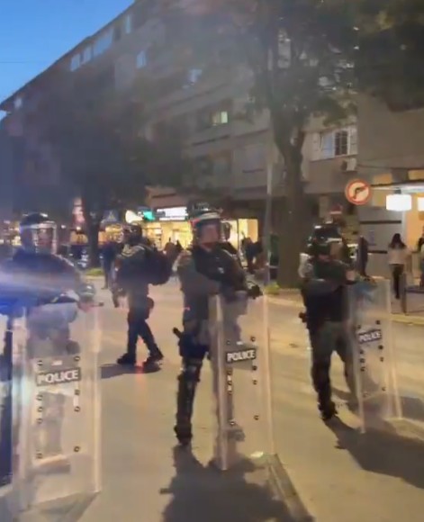 Përdorimi i forcës ndaj protestuesve në kryeqytet, KMDLNj kërkon nisjen e menjëhershme të hetimeve