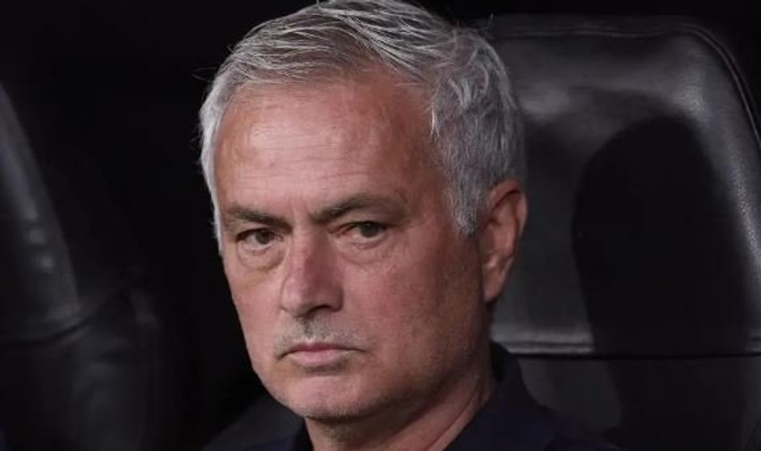 Kërkesa e fortë e Mourinhos: Trajneri detyron drejtuesit e Real Madridit të veprojnë në janar
