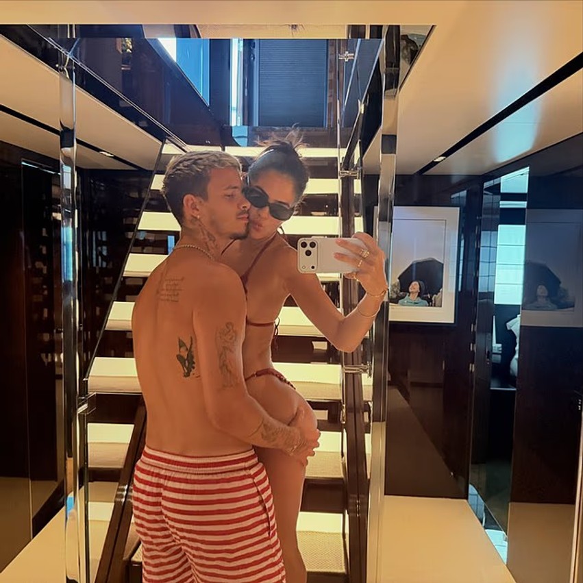 Dy vite dashuri dhe momente intime: Romeo Beckham dhe Kim Turnbull festojnë përvjetorin