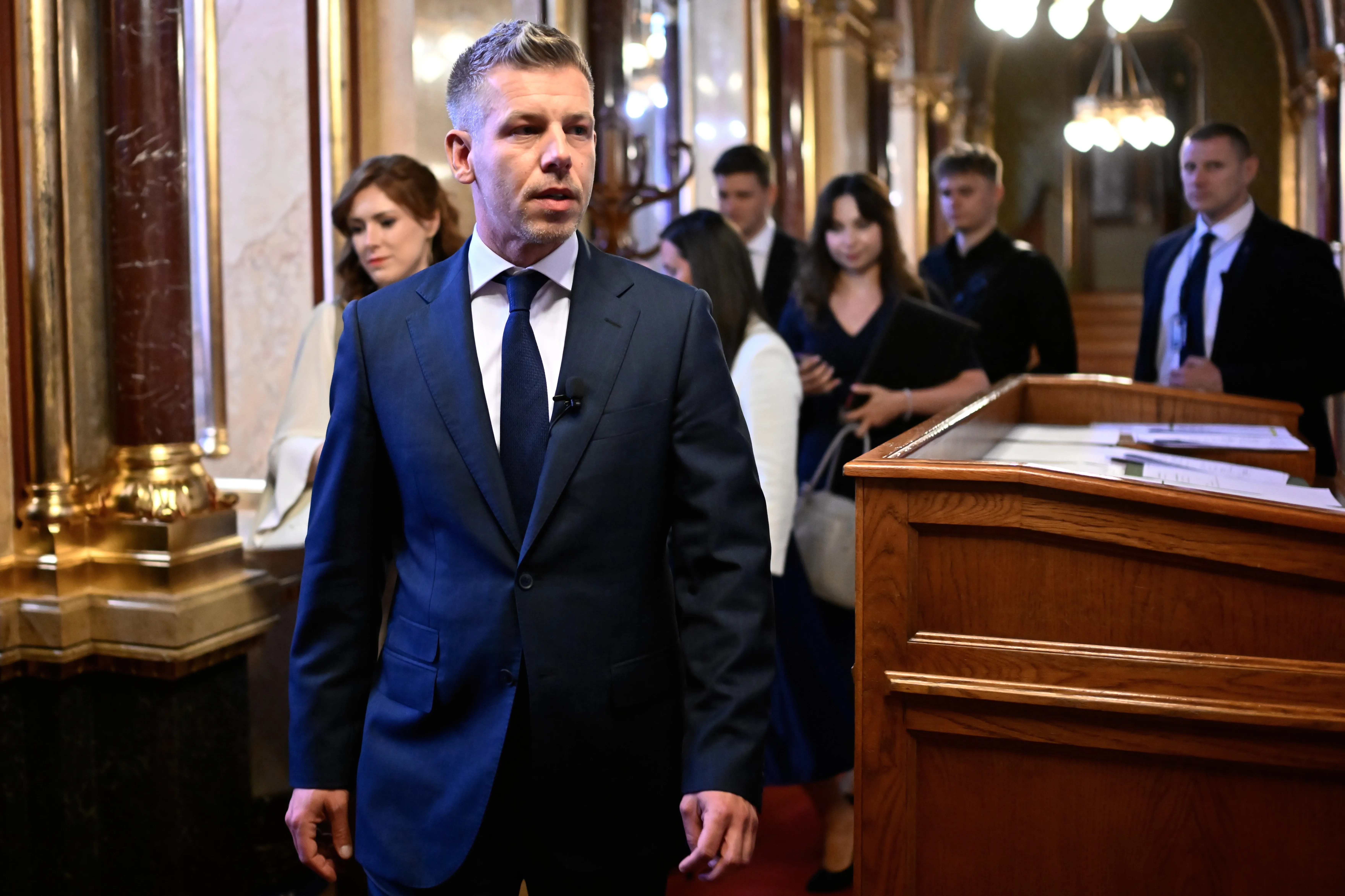 Hungari: Kuvendi heq imunitetin e kryeministrit Peter Magyar dhe dy ligjvënësve të tjerë