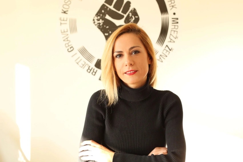 Adelina Berisha: Institucionet duhet të mbajnë përgjegjësi të vazhdueshme për dështimet ndaj rasteve të dhunës